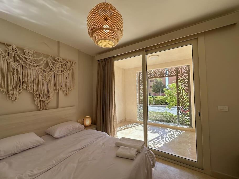 Chic 3br Ground Free & Pool Access At Mangroovy Daire Hurgada