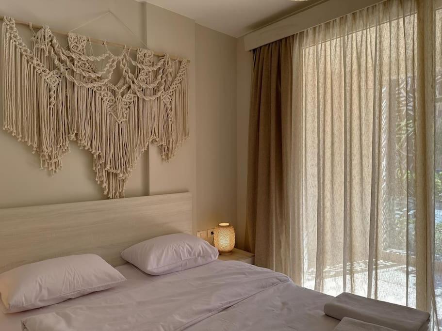 Chic 3br Ground Free & Pool Access At Mangroovy דירה